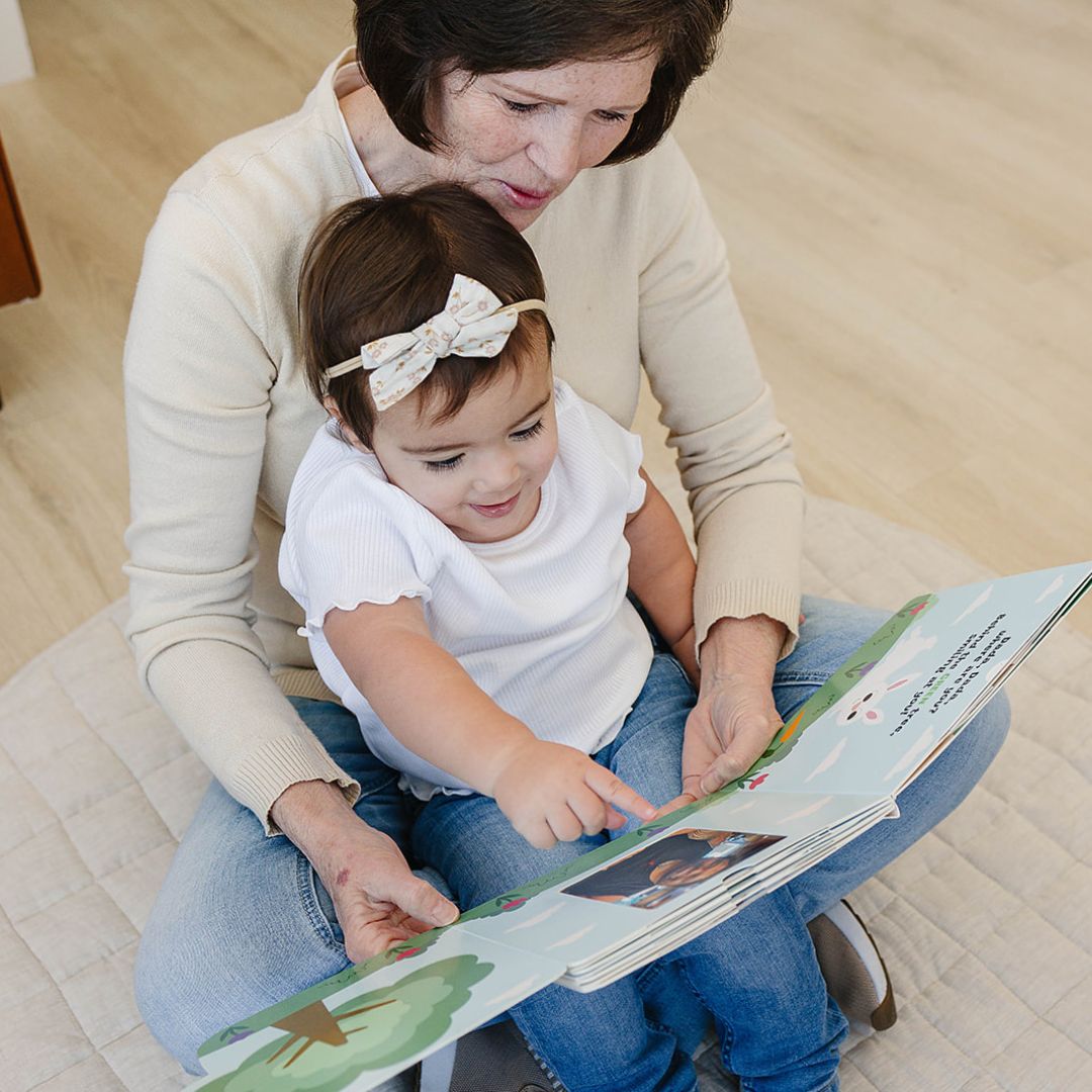 Peek-A-Photo: Where’s My Family? Photo Book