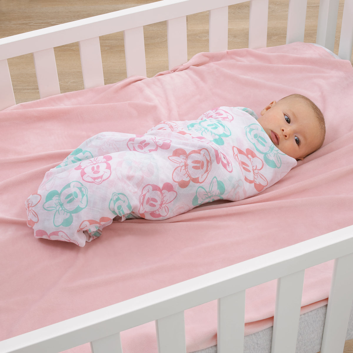 Disney Minnie Mouse Cotton Muslin Swaddle Blankets, 3-Pack